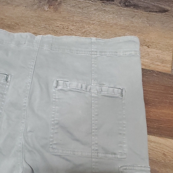 Anthropologie Gray Straight Leg Pants Modern Style - Picture 11 of 11